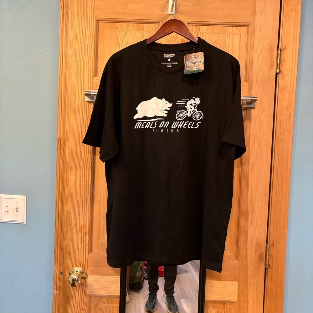 Alaska Black Graphic T-Shirt - Picture 2 of 5